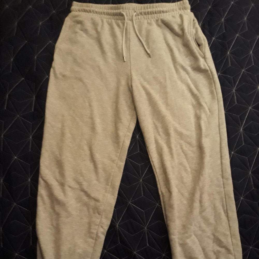 Gray sweatpants